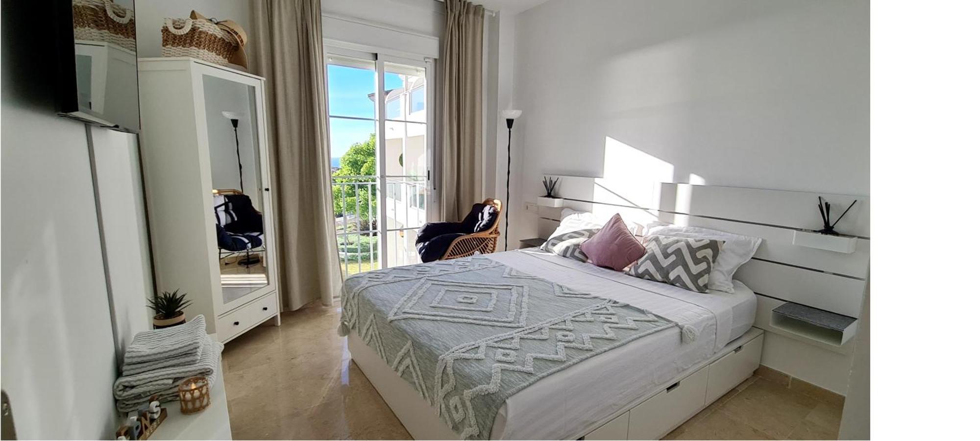 Seaside Serenity - Stylish Apartment With Spectacular Views มานิลบา ภายนอก รูปภาพ
